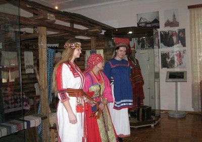 Презентация народного костюма в музее И.Н.Ульянова