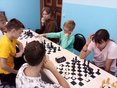 Турнир по быстрым шахматам, посвященный Т. В. Петросяну